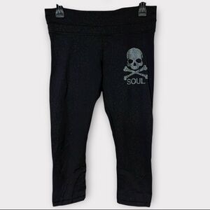 Lululemon X Soul Cycle Size 8 Shadow Print Cropped Leggings Skull & Crossbones